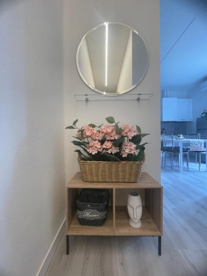 Residenza Il Melograno Fiera Apartment Verona Luaran gambar