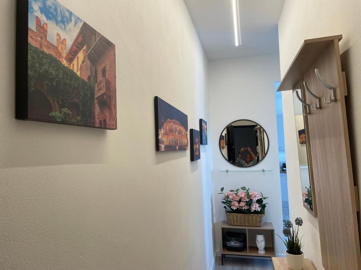 Residenza Il Melograno Fiera Apartment Verona Luaran gambar