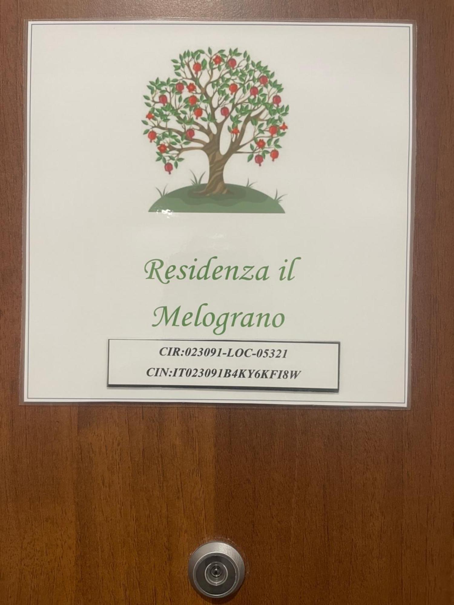 Residenza Il Melograno Fiera Apartment Verona Luaran gambar